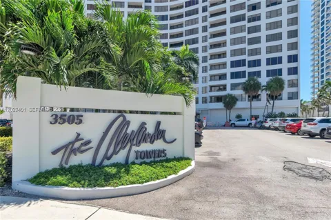 3505 S Ocean Dr #208