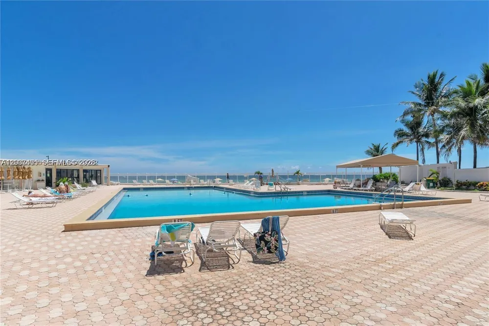 3505 S Ocean Dr #208 Hollywood, FL 33019