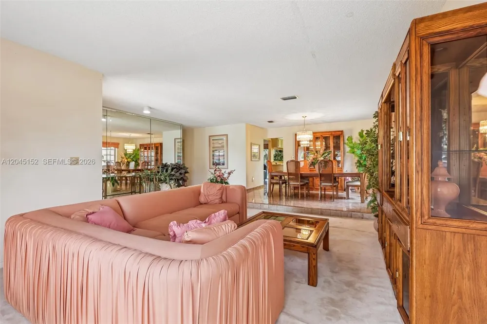13394 SW 1st Ter Miami, FL 33184