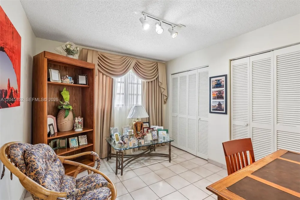 13394 SW 1st Ter Miami, FL 33184