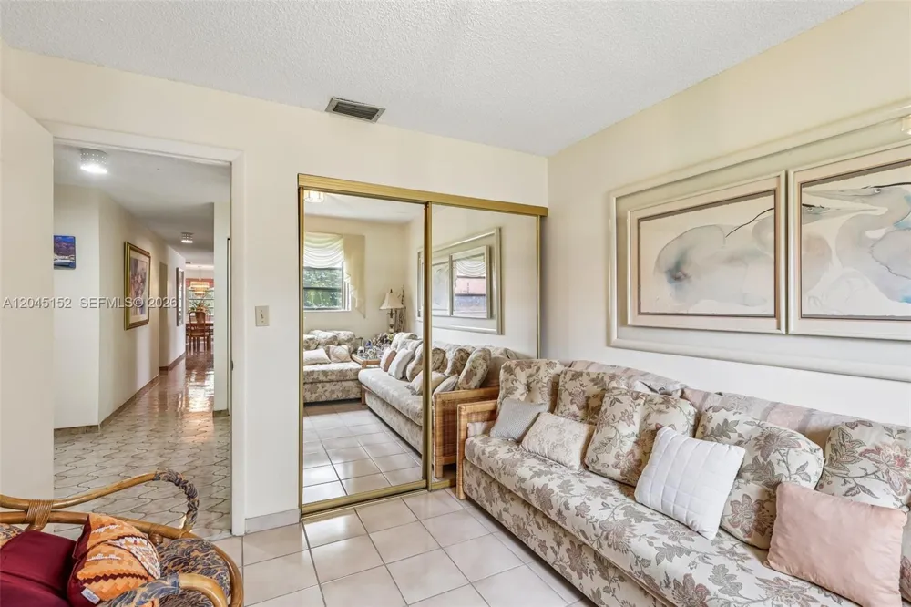 13394 SW 1st Ter Miami, FL 33184