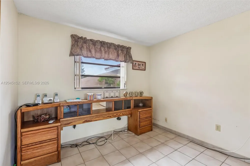 13394 SW 1st Ter Miami, FL 33184