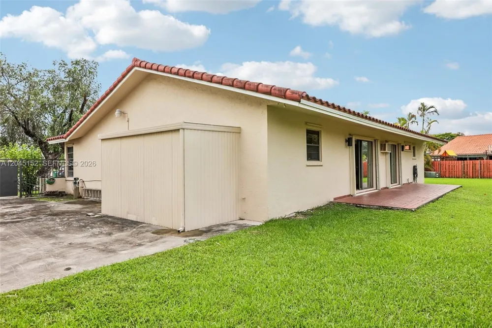 13394 SW 1st Ter Miami, FL 33184