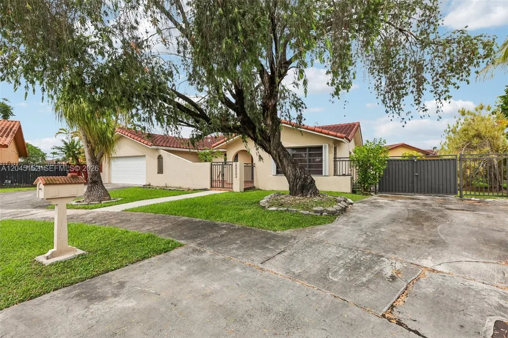 13394 SW 1st Ter Miami, FL 33184