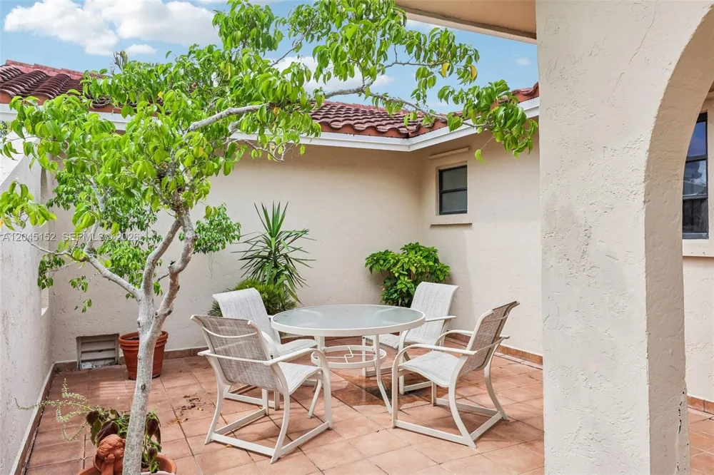 13394 SW 1st Ter Miami, FL 33184