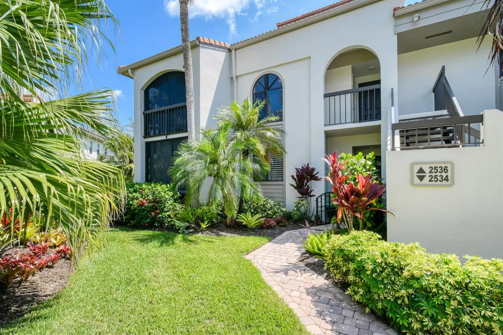 2536 NW Seagrass Drive #2a Palm City, FL 34990