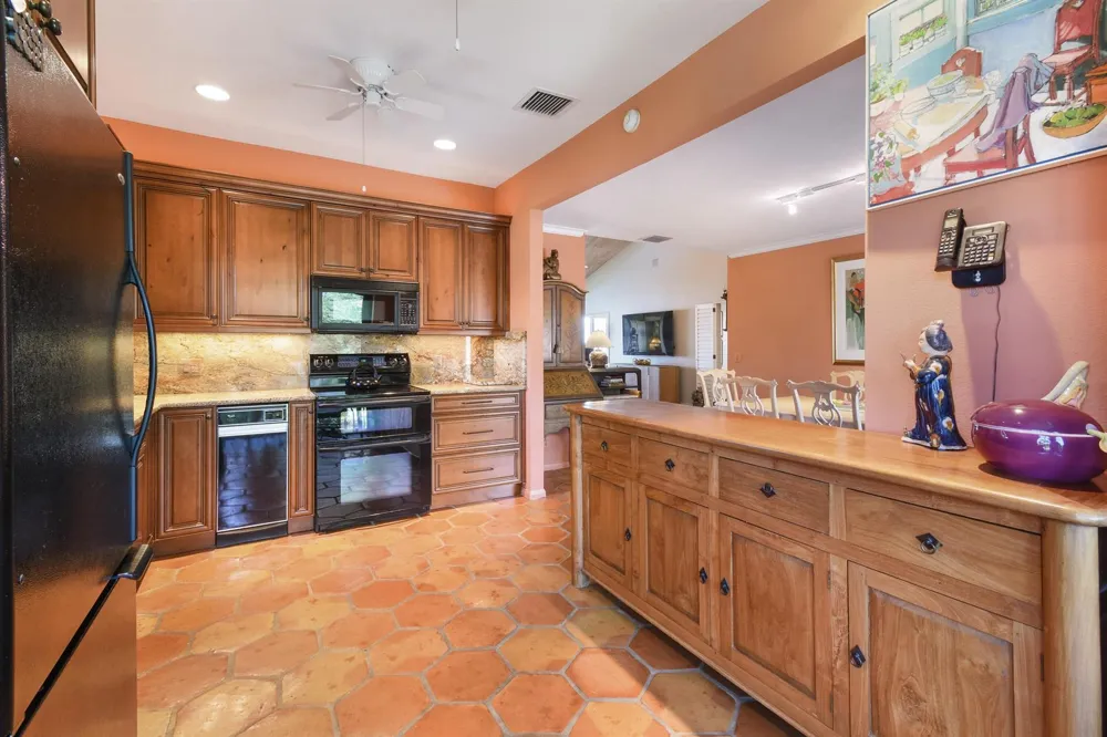 2536 NW Seagrass Drive #2a Palm City, FL 34990