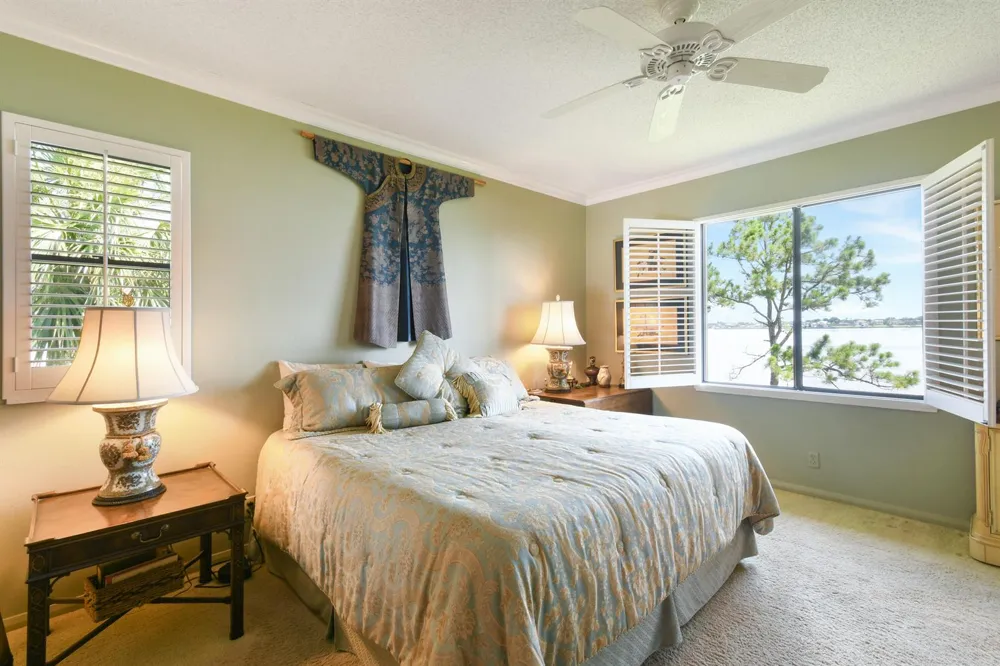 2536 NW Seagrass Drive #2a Palm City, FL 34990