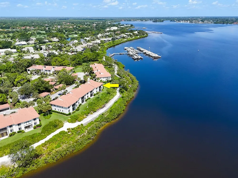 2536 NW Seagrass Drive #2a Palm City, FL 34990