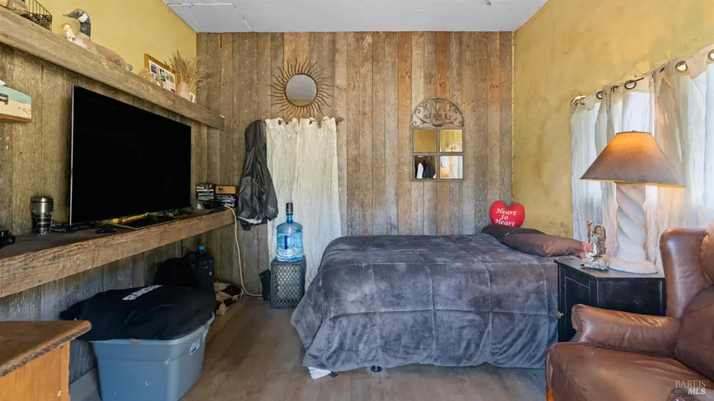 4898 Bodega Avenue Petaluma, CA 94952