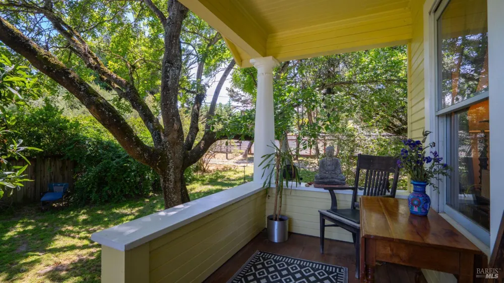 4898 Bodega Avenue Petaluma, CA 94952