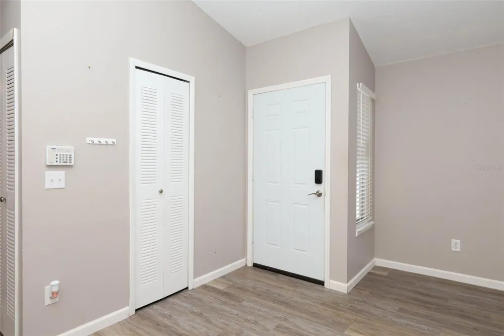 5443 BLUEBERRY DRIVE Orlando, FL 32811