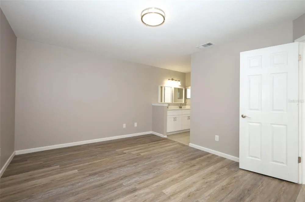 5443 BLUEBERRY DRIVE Orlando, FL 32811