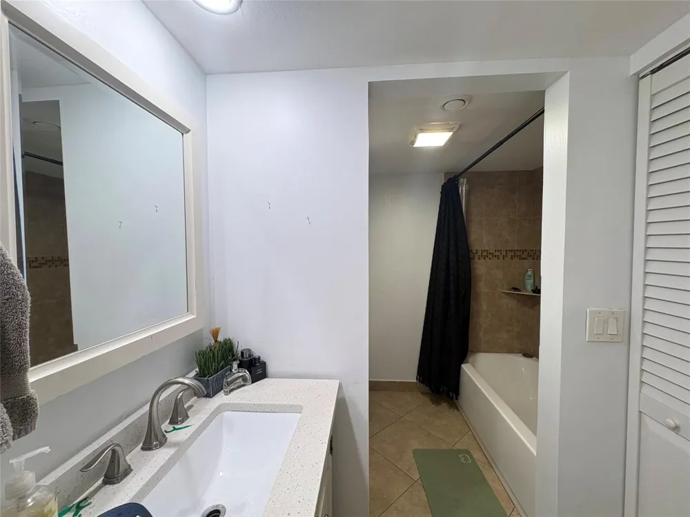 294 Arabian Road #294 Palm Springs, FL 33461