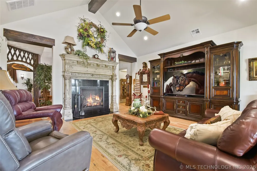4319 Greenville Road Marietta, OK 73448