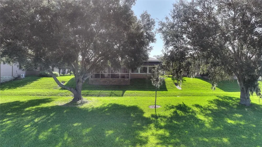 492 MEANDERING WAY Polk City, FL 33868
