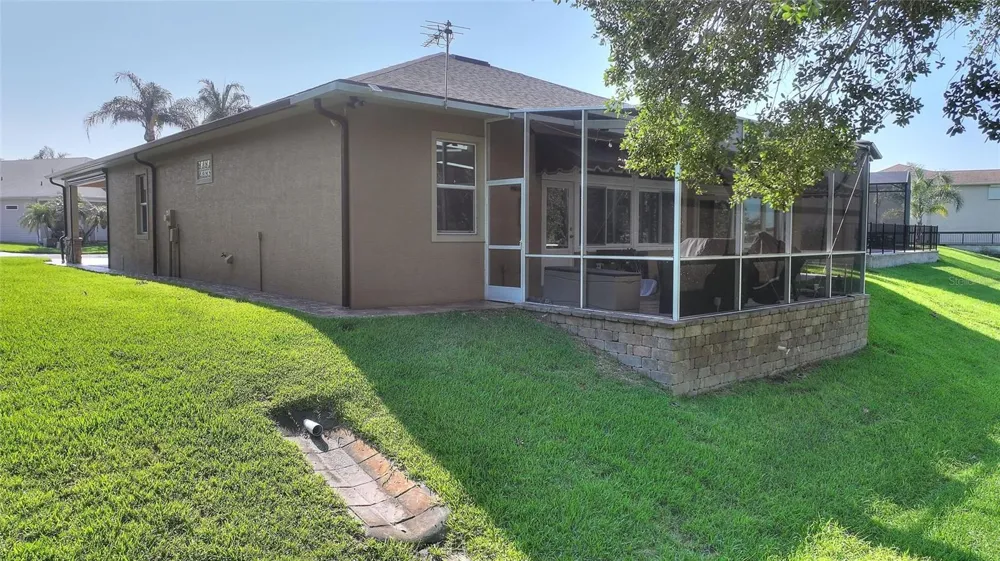 492 MEANDERING WAY Polk City, FL 33868