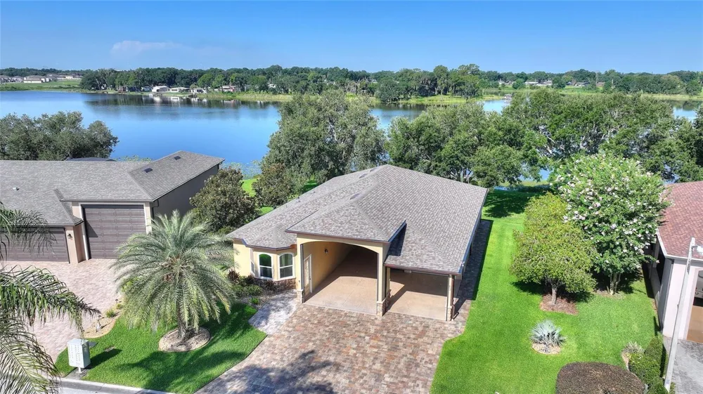 492 MEANDERING WAY Polk City, FL 33868