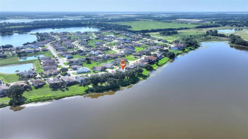 492 MEANDERING WAY Polk City, FL 33868