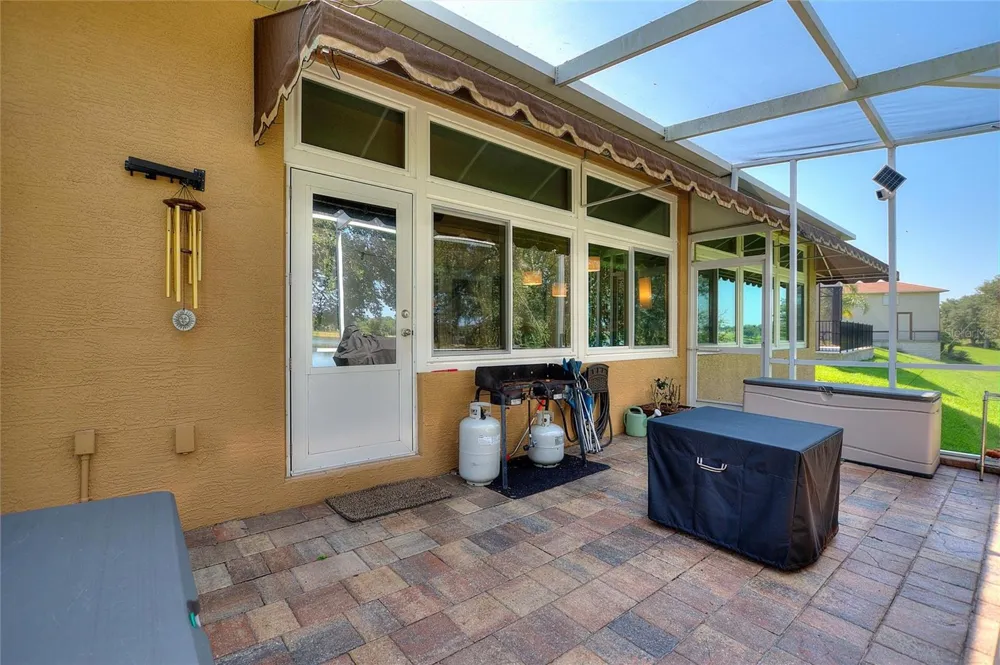 492 MEANDERING WAY Polk City, FL 33868