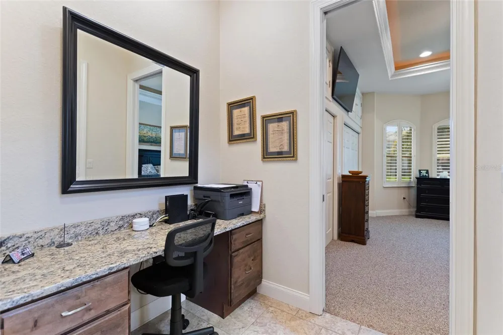 492 MEANDERING WAY Polk City, FL 33868