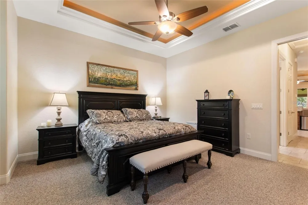 492 MEANDERING WAY Polk City, FL 33868