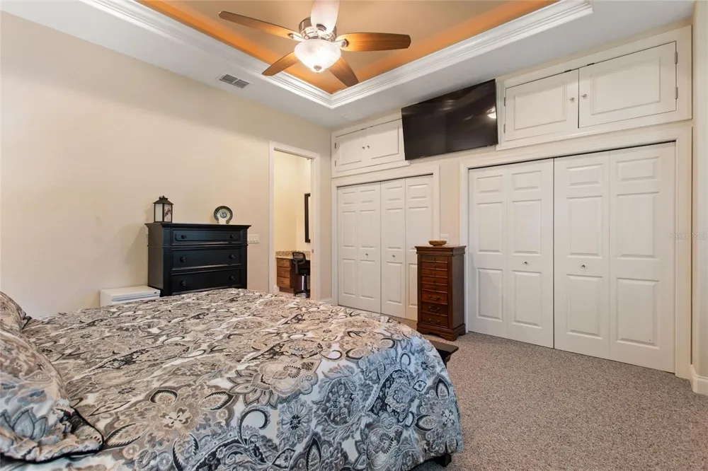 492 MEANDERING WAY Polk City, FL 33868