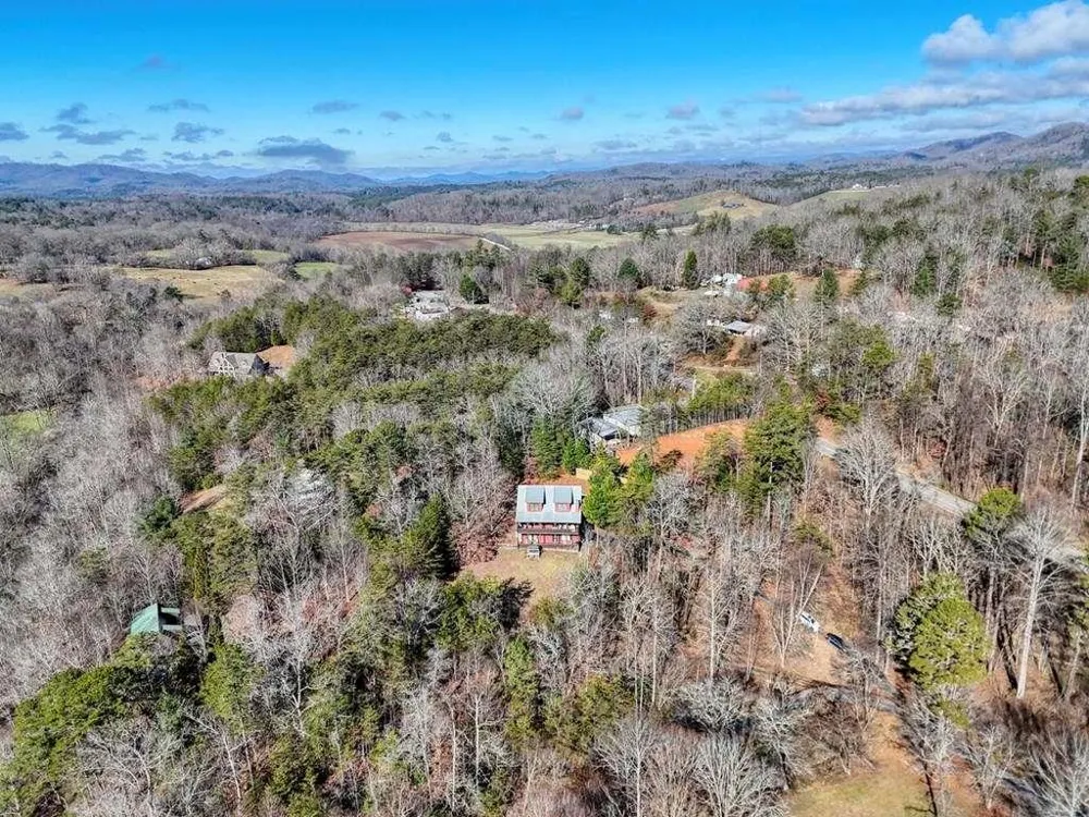 2567 Todd Shook Road Young Harris, GA 30582