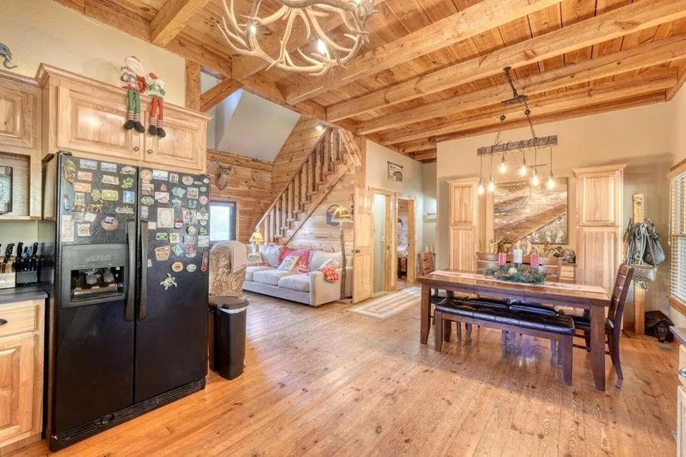 2567 Todd Shook Road Young Harris, GA 30582