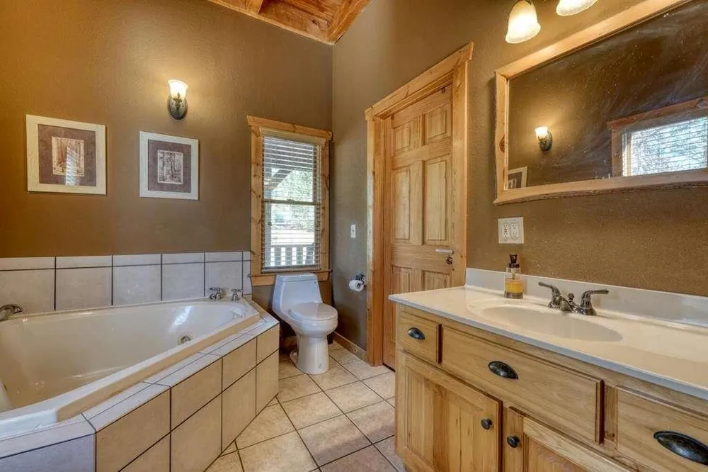 2567 Todd Shook Road Young Harris, GA 30582