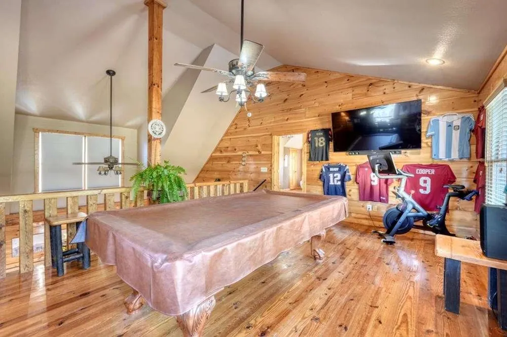 2567 Todd Shook Road Young Harris, GA 30582