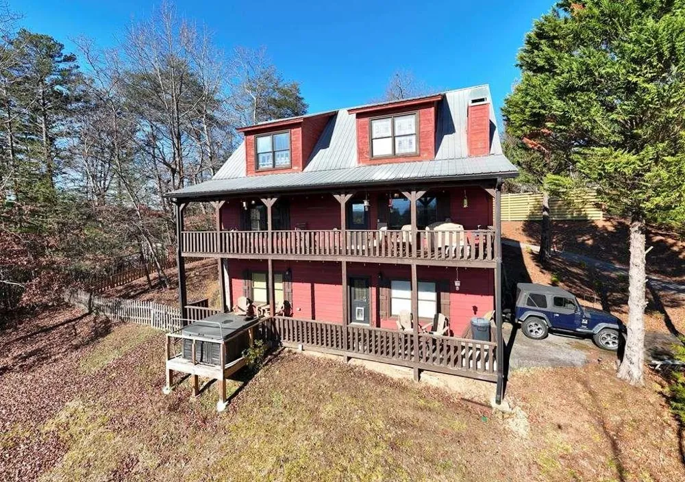 2567 Todd Shook Road Young Harris, GA 30582