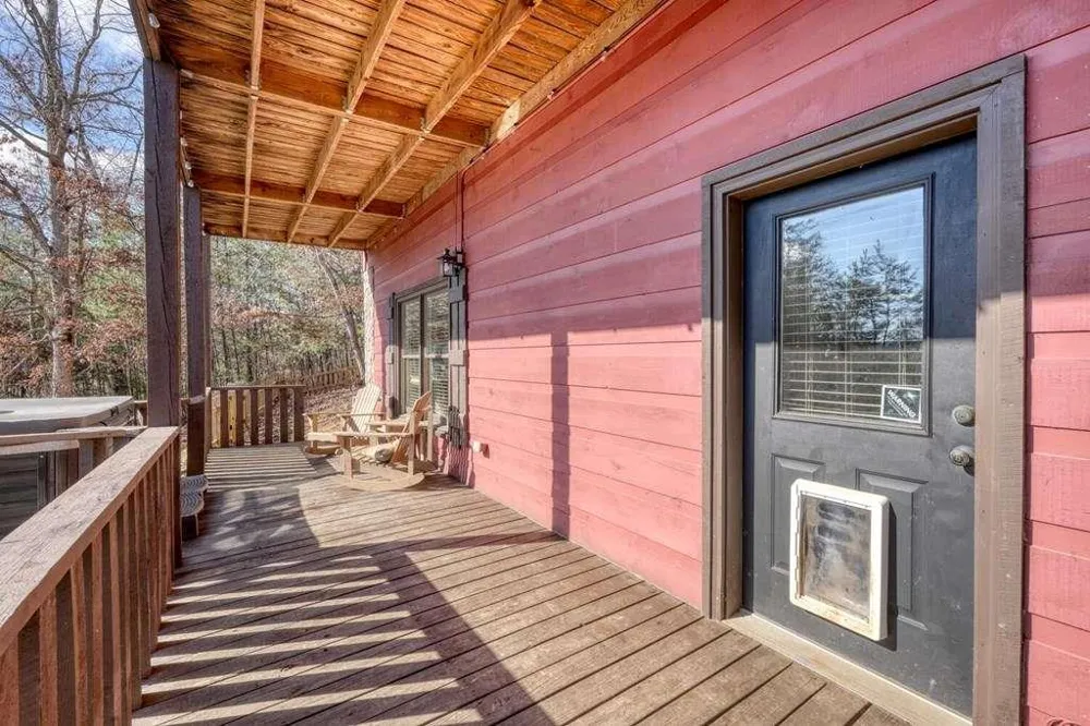 2567 Todd Shook Road Young Harris, GA 30582