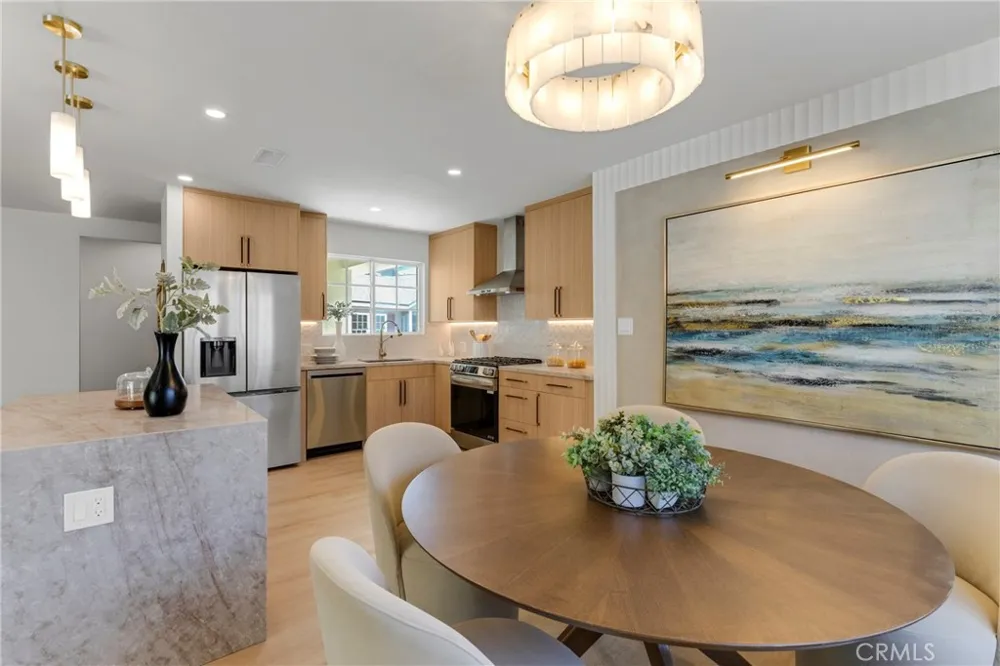 13131 Crewe North Hollywood, CA 91605