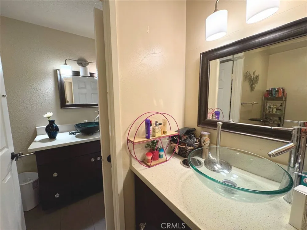 9382 Shadowood Drive Montclair, CA 91763