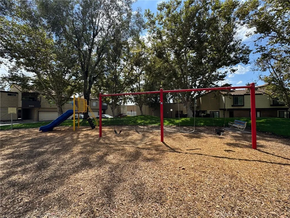 9382 Shadowood Drive Montclair, CA 91763