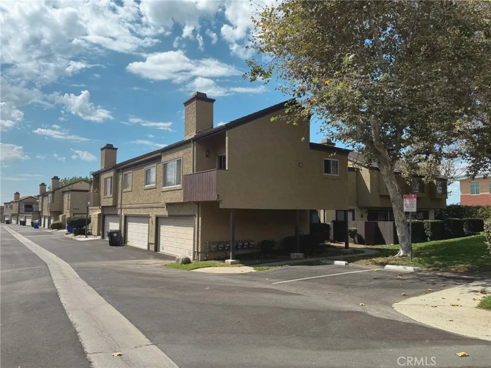 9382 Shadowood Drive Montclair, CA 91763