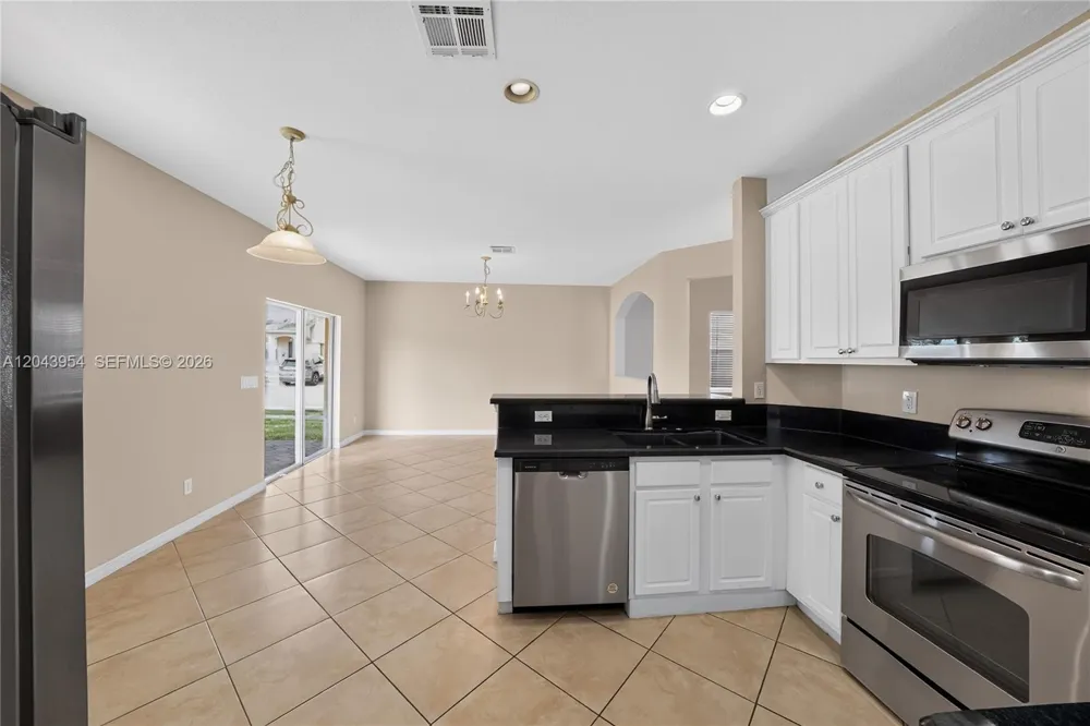 9317 Natures Way Fort Pierce, FL 34945