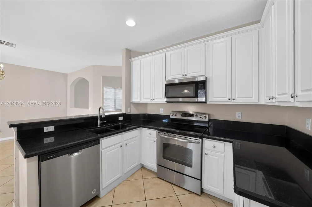 9317 Natures Way Fort Pierce, FL 34945