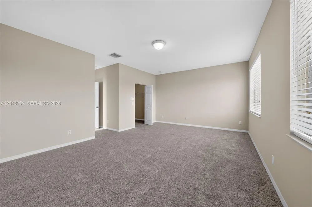 9317 Natures Way Fort Pierce, FL 34945