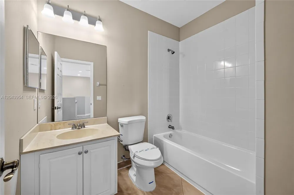 9317 Natures Way Fort Pierce, FL 34945