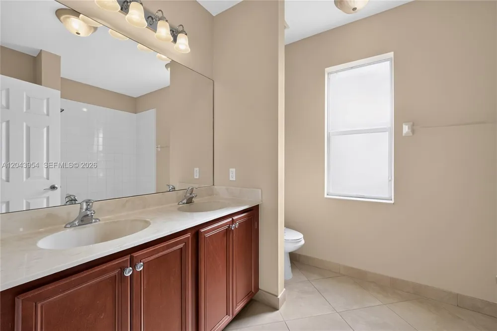 9317 Natures Way Fort Pierce, FL 34945