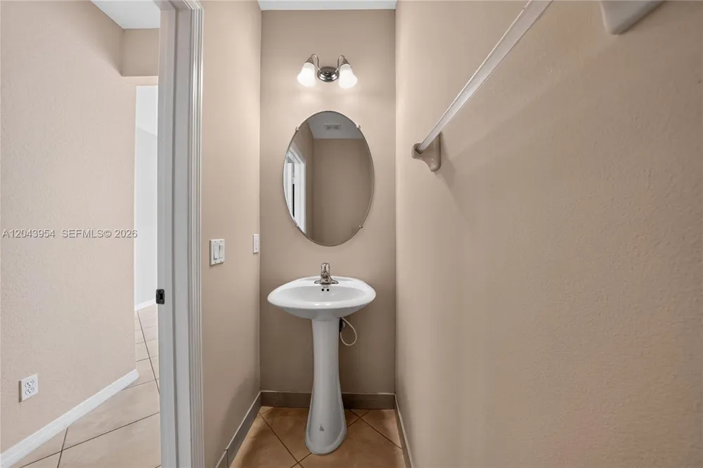 9317 Natures Way Fort Pierce, FL 34945