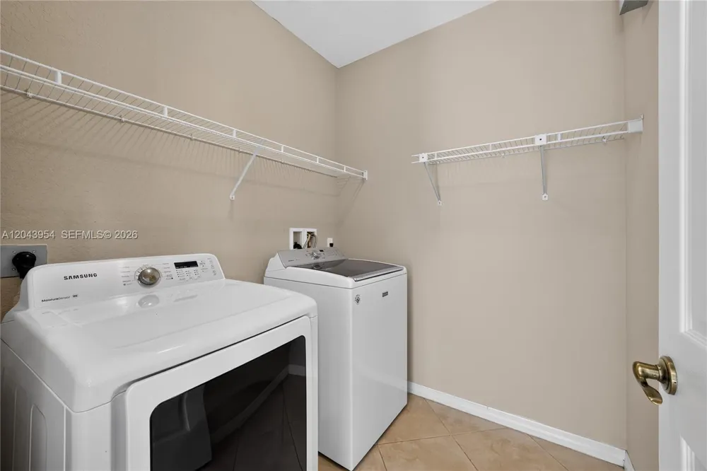 9317 Natures Way Fort Pierce, FL 34945