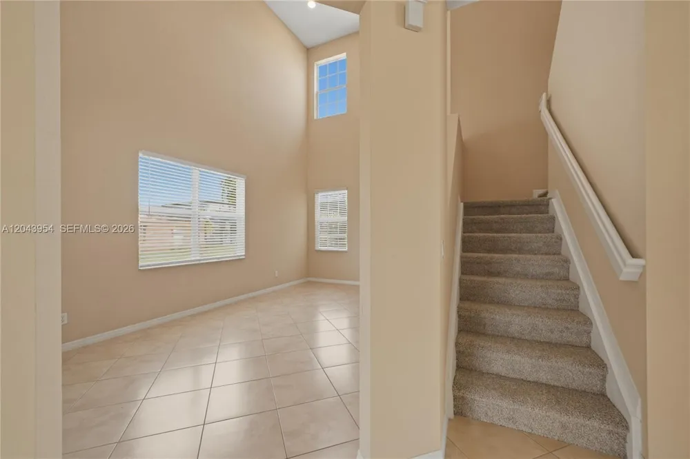 9317 Natures Way Fort Pierce, FL 34945