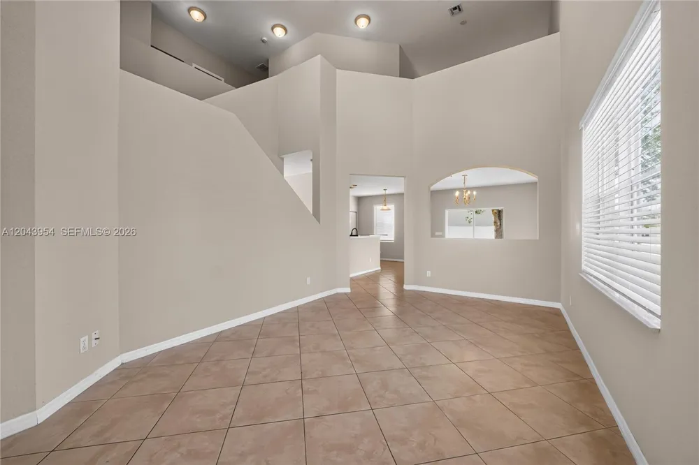 9317 Natures Way Fort Pierce, FL 34945