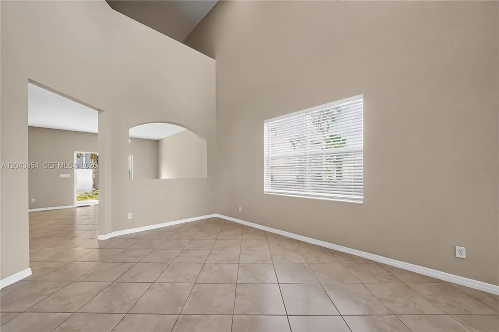 9317 Natures Way Fort Pierce, FL 34945