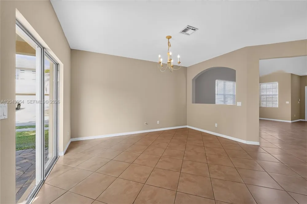 9317 Natures Way Fort Pierce, FL 34945