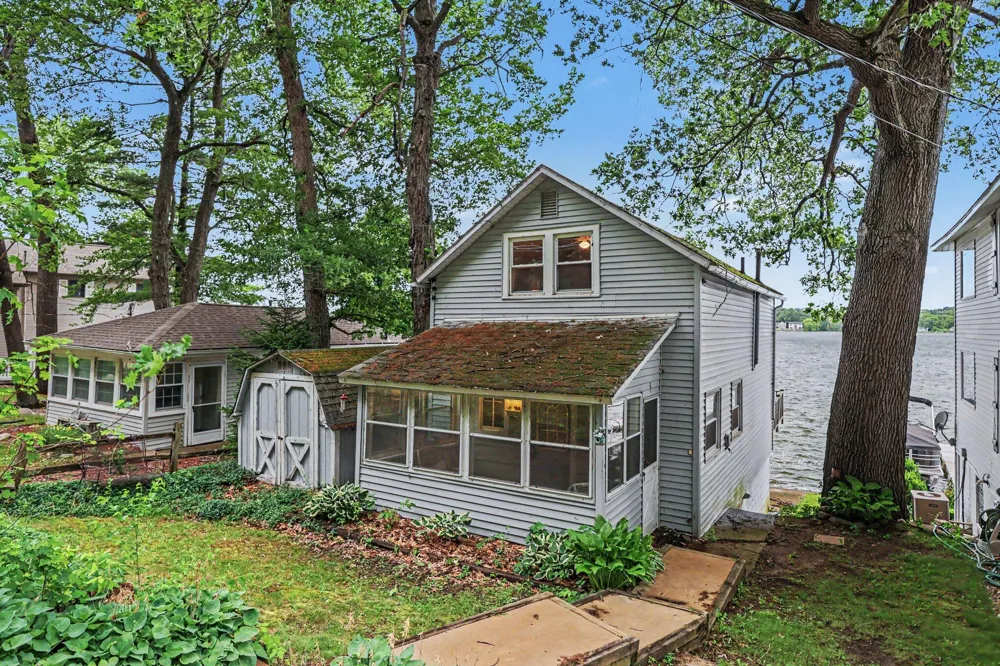 3281 Country Club Way Albion, MI 49224