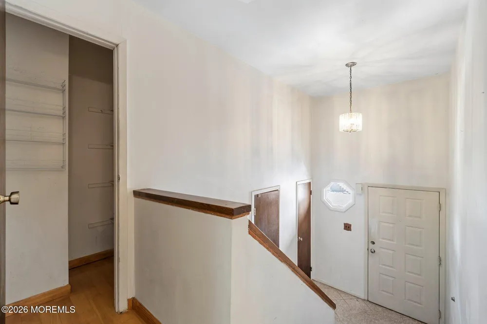 703 Merrywood Drive Edison, NJ 08817